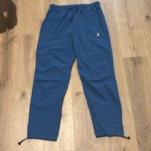 Jordan mostly nylon with spandex blend , size large pants , used great conditio